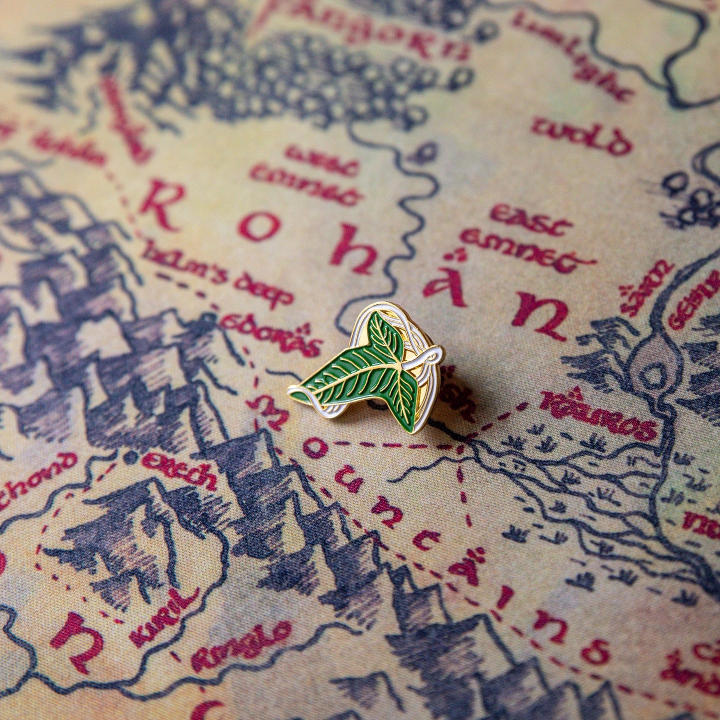 Leaves of Lorien Brooch | LOTR Enamel Pin